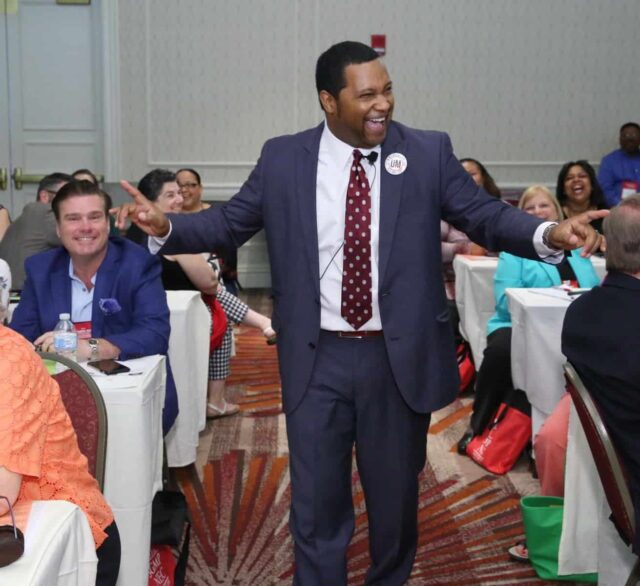 Vincent Phipps teaching Effective Communication